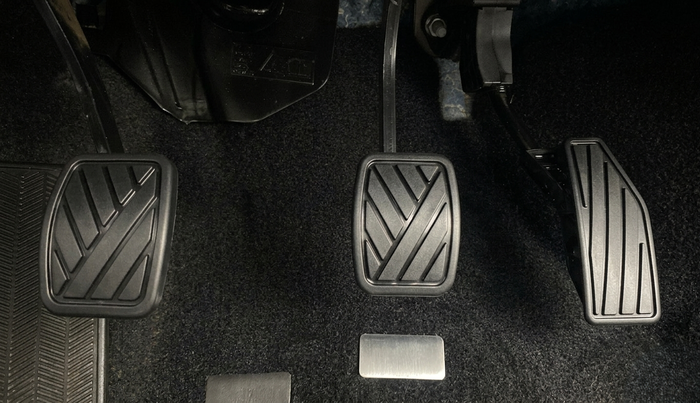 2024 Toyota Glanza S, CNG, Manual, 15,482 km, Pedals