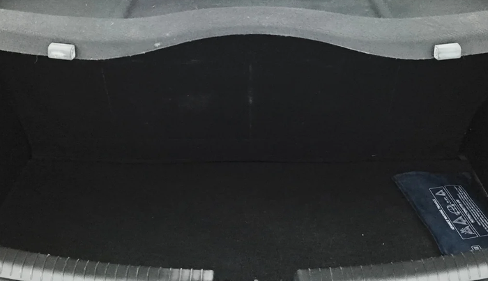 2016 Hyundai Grand i10 ASTA AT 1.2 KAPPA VTVT, Petrol, Automatic, 37,424 km, Boot Inside