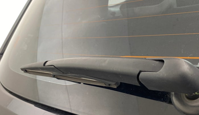 2023 Nissan MAGNITE XV PREMIUM TURBO CVT, Petrol, Automatic, 38,493 km, Rear Wiper