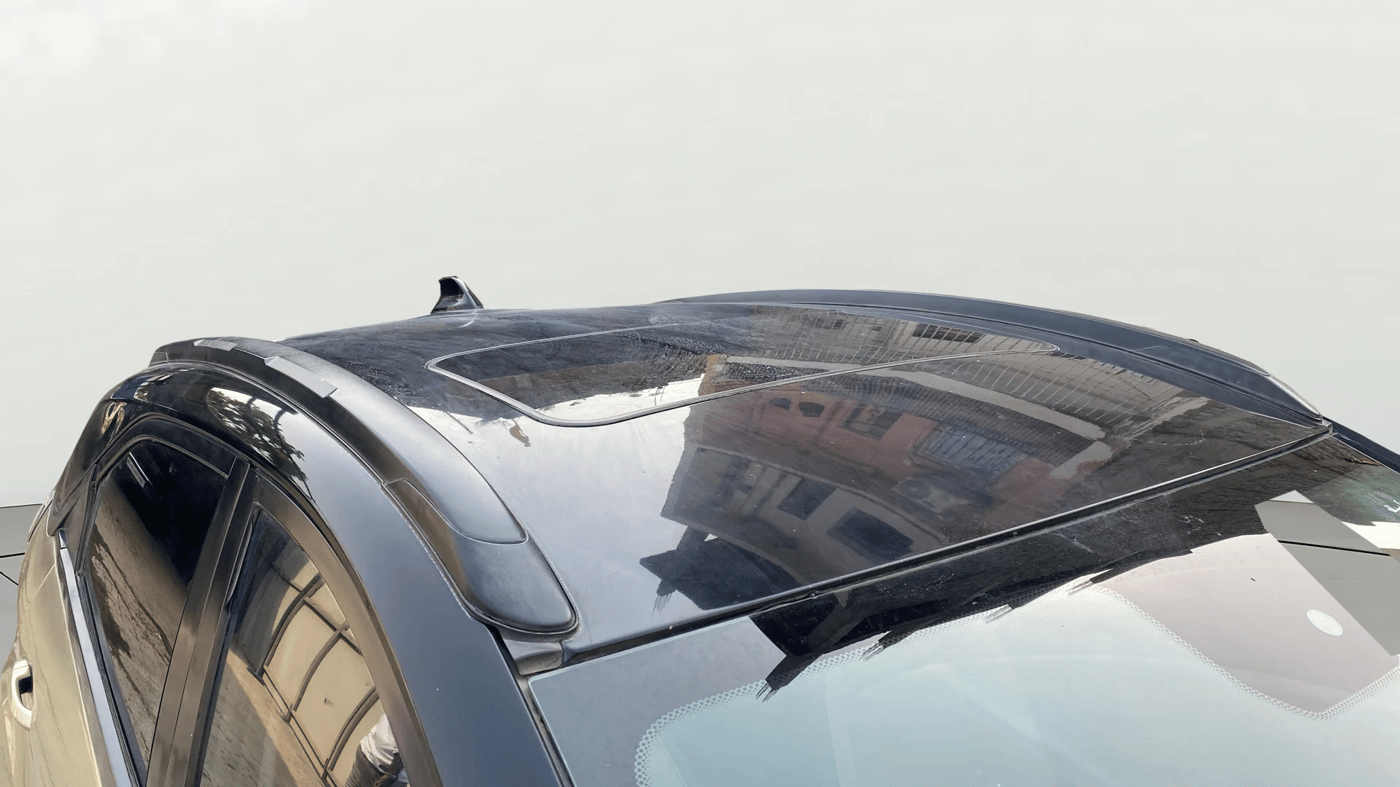 2022 Tata NEXON XZ PLUS (PREMIUM) KAZIRANGA PETROL, CNG, Manual, 97,980 km, Moonroof/ Sunroof