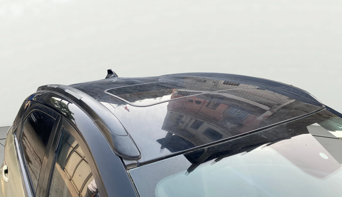 2022 Tata NEXON XZ PLUS (PREMIUM) KAZIRANGA PETROL, CNG, Manual, 97,980 km, Moonroof/ Sunroof