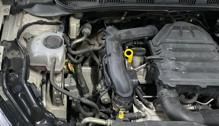 2023 Volkswagen VIRTUS TOPLINE TSI 1.0 AT, Petrol, Automatic, 74,418 km, Engine View - Right