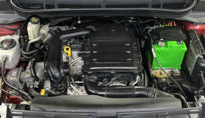 2022 Volkswagen TAIGUN TOPLINE 1.0 TSI MT, Petrol, Manual, 39,605 km, Engine View