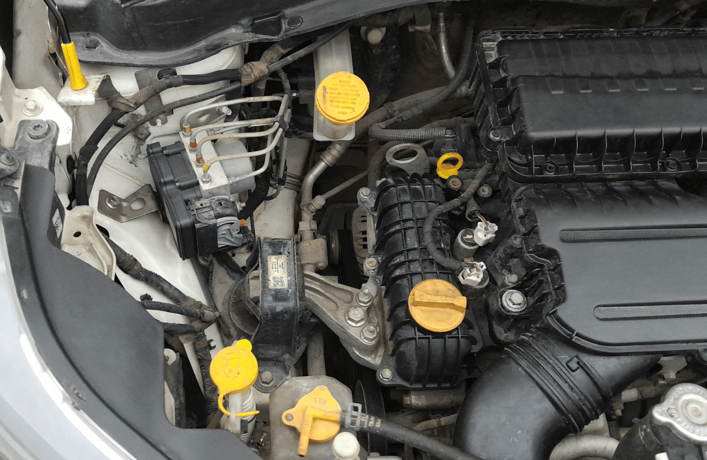 2022 Tata PUNCH PURE MT, Petrol, Manual, 59,254 km, Engine View - Right