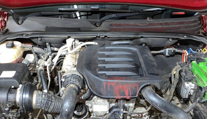 2023 Mahindra SCORPIO-N Z8 DIESEL MT 4WD 7 STR, Diesel, Manual, 33,984 km, Engine View