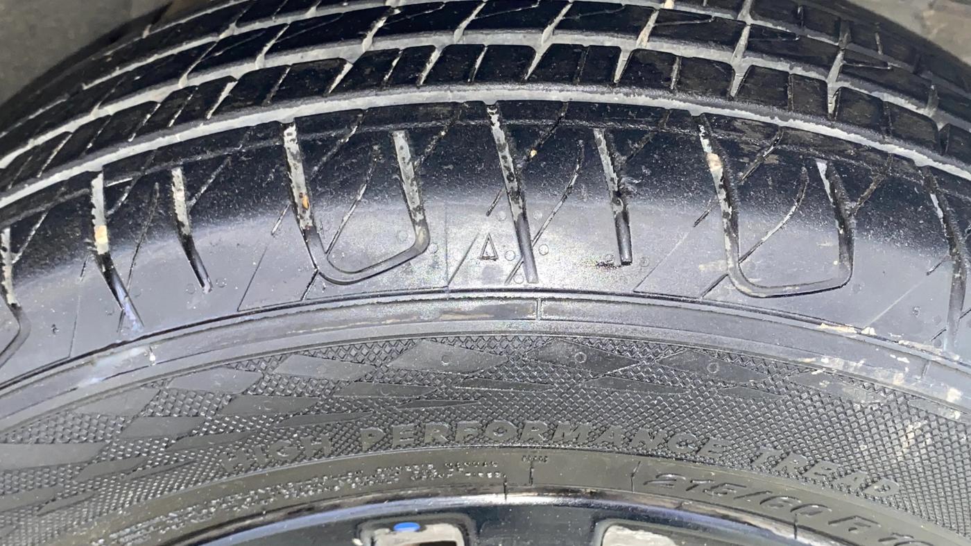 2019 Maruti Vitara Brezza ZDI PLUS, Diesel, Manual, 81,117 km, Right Front Tyre Tread