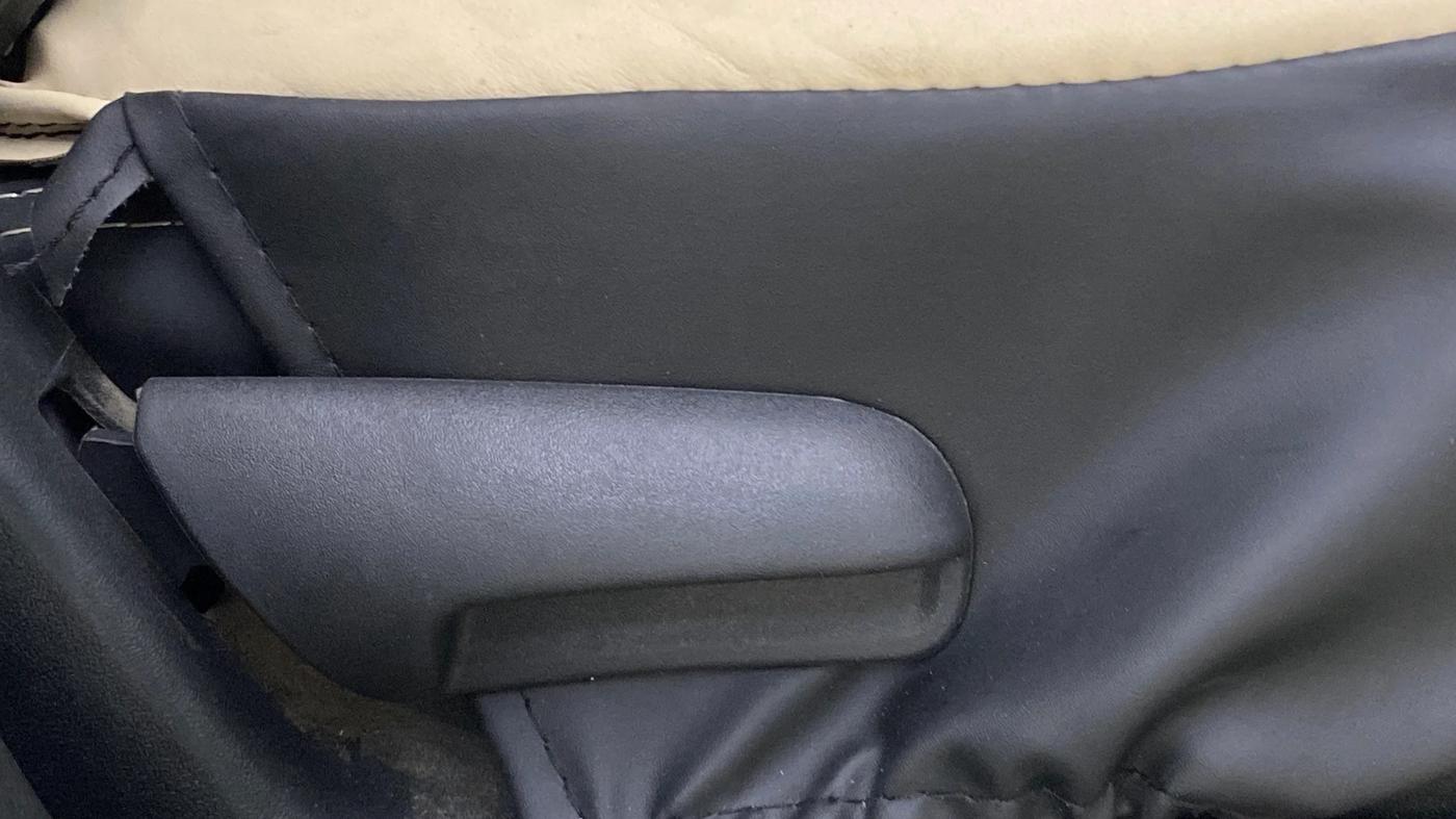 2019 Maruti Vitara Brezza ZDI PLUS, Diesel, Manual, 81,117 km, Driver Side Adjustment Panel