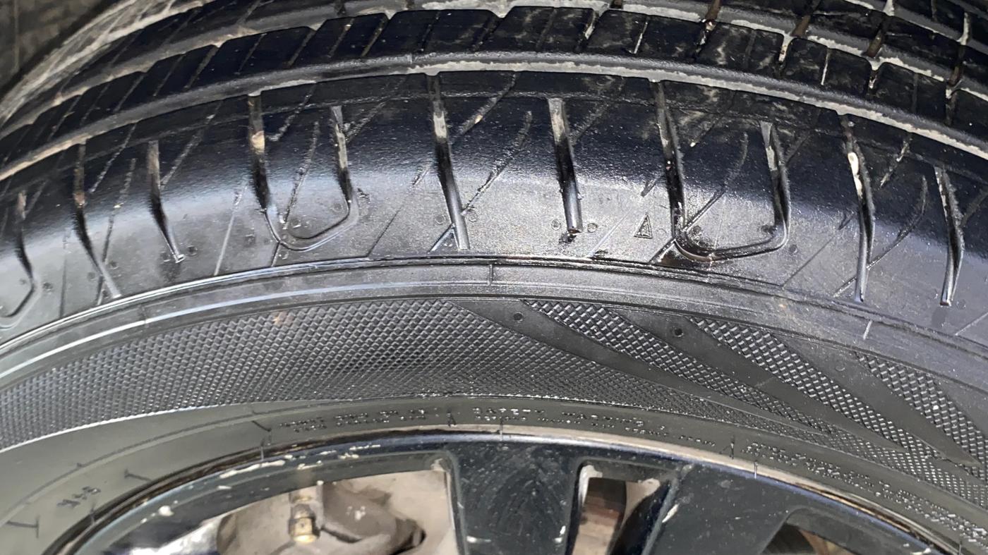 2019 Maruti Vitara Brezza ZDI PLUS, Diesel, Manual, 81,117 km, Left Front Tyre Tread