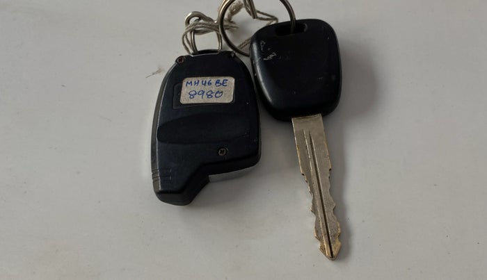 2018 Maruti Wagon R 1.0 LXI CNG, CNG, Manual, 90,144 km, Key Close Up