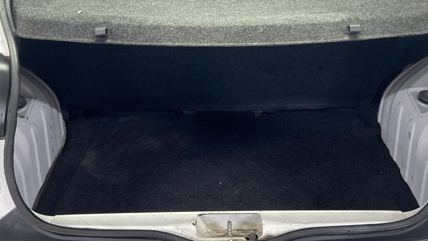 2018 Renault Kwid RXT 1.0 (O), Petrol, Manual, 52,183 km, Boot Inside