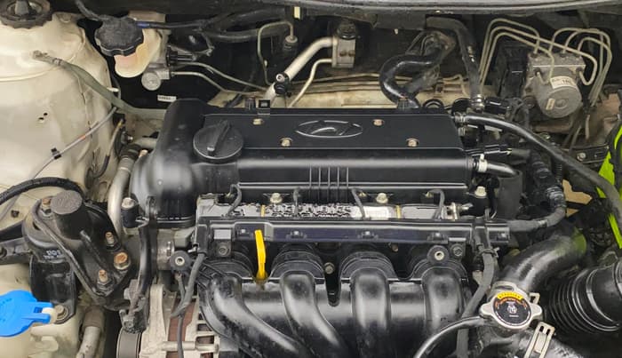 2015 Hyundai Verna FLUIDIC 1.6 VTVT SX, Petrol, Manual, 51,445 km, Engine View - Right
