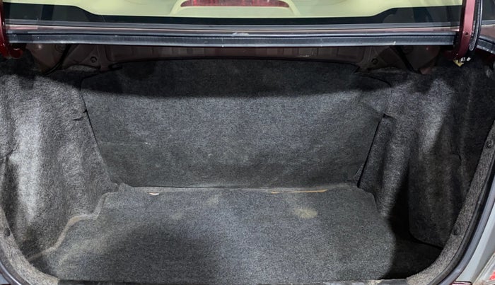 2014 Honda Amaze 1.2L I-VTEC VX, Petrol, Manual, 49,782 km, Boot Inside