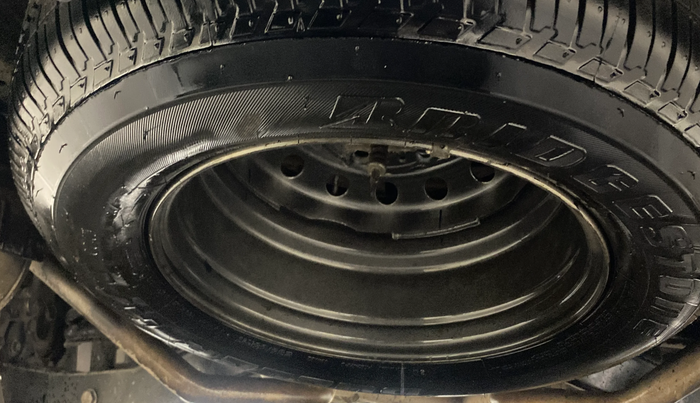 2017 Mahindra XUV500 W10 AT, Diesel, Automatic, 1,11,323 km, Spare Tyre