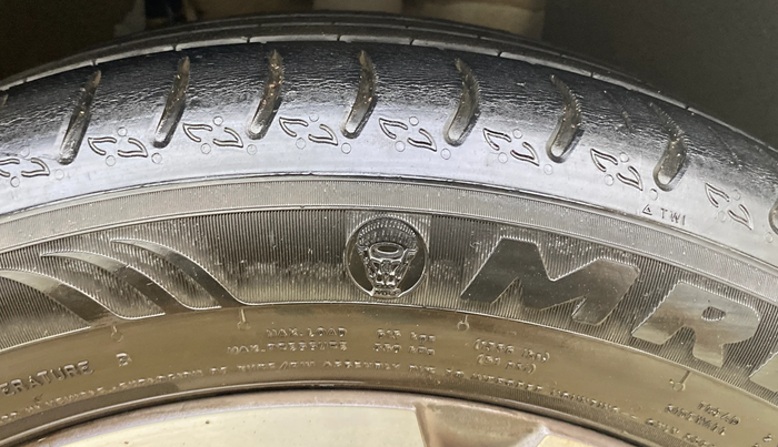 2022 Skoda KUSHAQ STYLE 1.5L TSI MT, Petrol, Manual, 36,071 km, Left Rear Tyre Tread