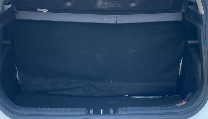 2021 Hyundai VENUE S 1.2, Petrol, Manual, 34,827 km, Boot Inside