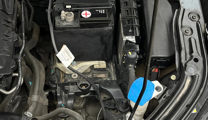 2022 Skoda SLAVIA STYLE 1.0L TSI MT, Petrol, Manual, 63,975 km, Engine View - Left