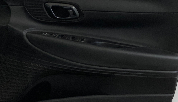 2023 Hyundai NEW I20 MAGNA 1.2 MT, Petrol, Manual, 53,873 km, Driver Side Door Panels Control