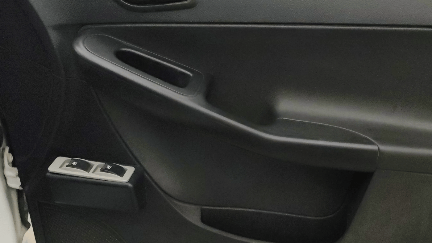 2019 Tata Zest XE PETROL, CNG, Manual, 72,673 km, Driver Side Door Panels Control