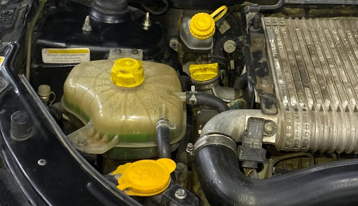 2017 Mahindra XUV500 W9 AT, Diesel, Automatic, 86,529 km, Engine View - Right