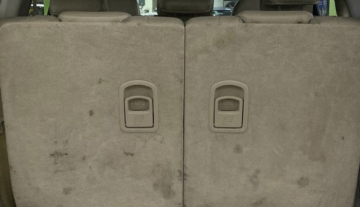 2017 Mahindra XUV500 W9 AT, Diesel, Automatic, 86,529 km, Boot Inside