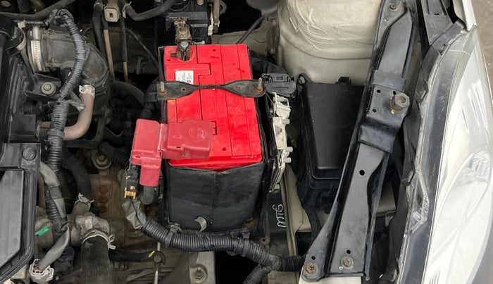 2015 Maruti Swift Dzire VXI, Petrol, Manual, 97,553 km, Engine View - Left