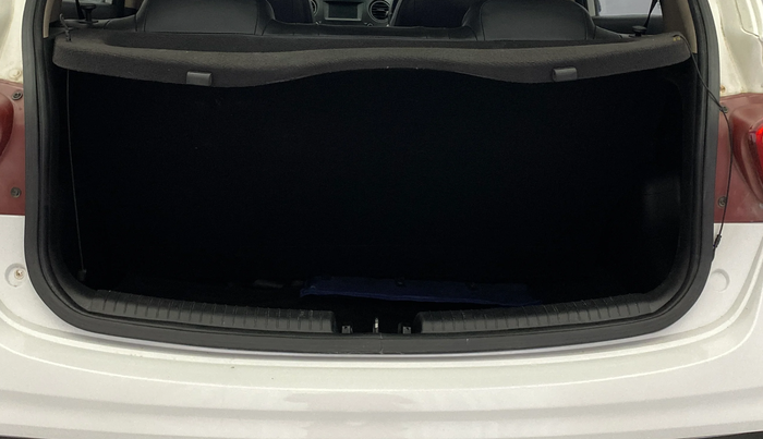 2017 Hyundai Grand i10 SPORTZ 1.2 KAPPA VTVT, Petrol, Manual, 53,936 km, Boot Inside