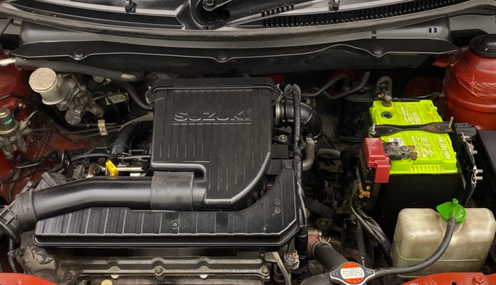 2013 Maruti Swift VXI, Petrol, Manual, 1,06,812 km, Engine View