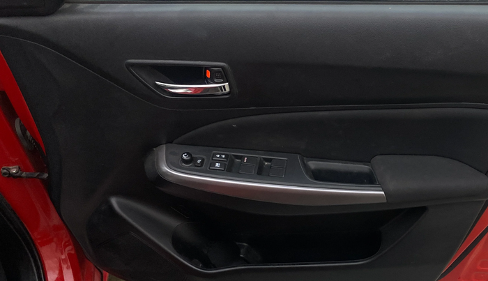 2023 Maruti Swift ZXI AMT, Petrol, Automatic, 13,335 km, Driver Side Door Panels Control