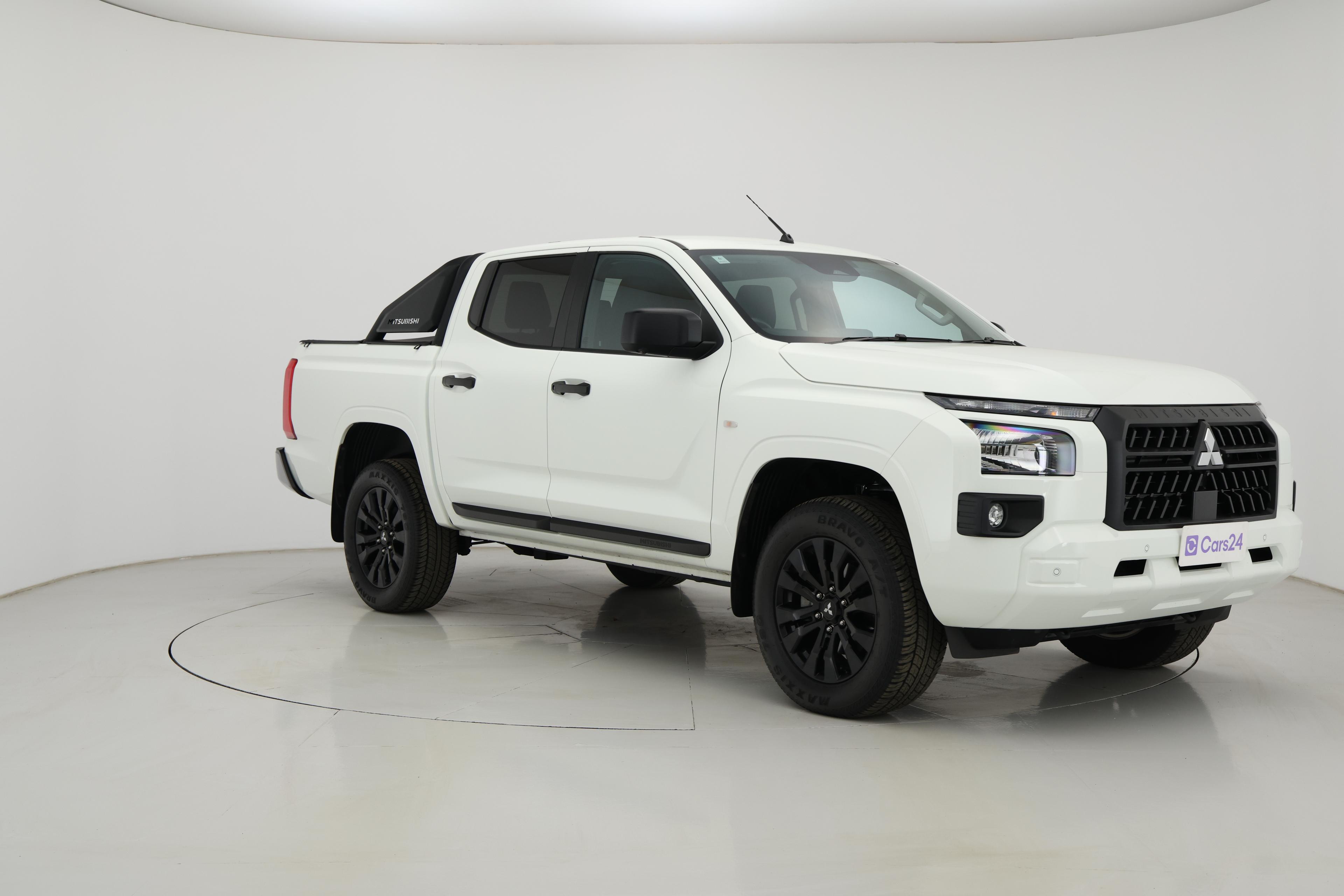 Mitsubishi Triton image