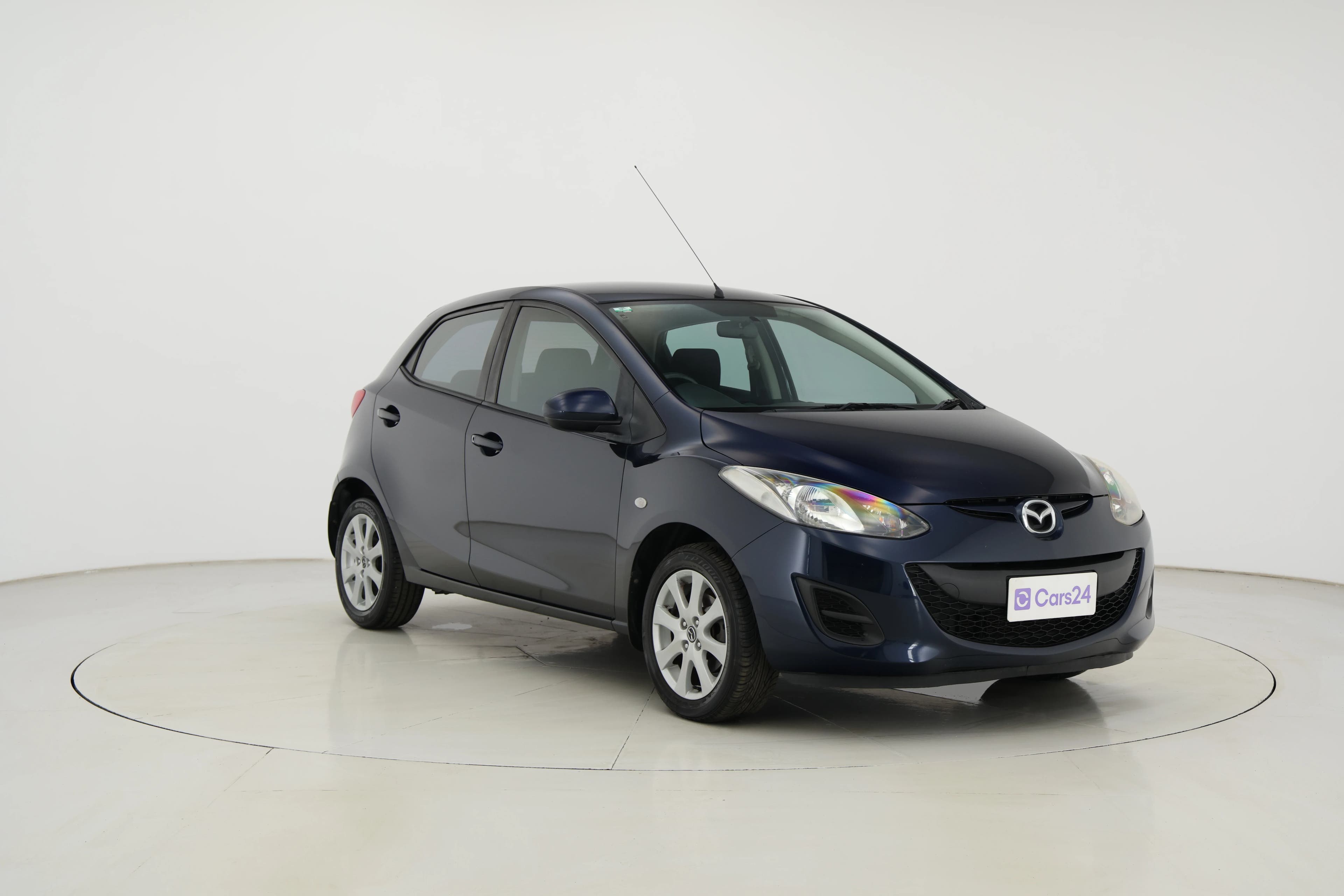 Mazda 2 image