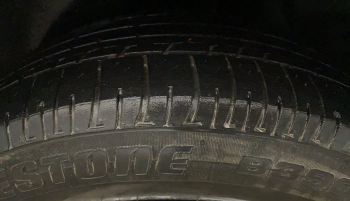 2015 Hyundai Creta S 1.6 PETROL, Petrol, Manual, 74,401 km, Left Rear Tyre Tread