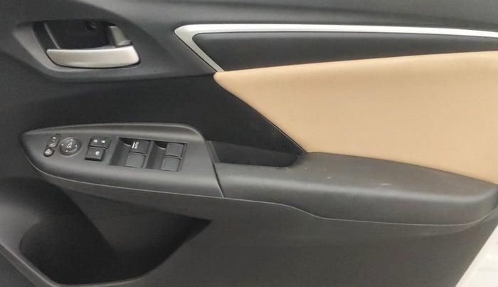 2021 Honda Jazz 1.2L I-VTEC ZX CVT, Petrol, Automatic, 11,450 km, Driver Side Door Panels Control