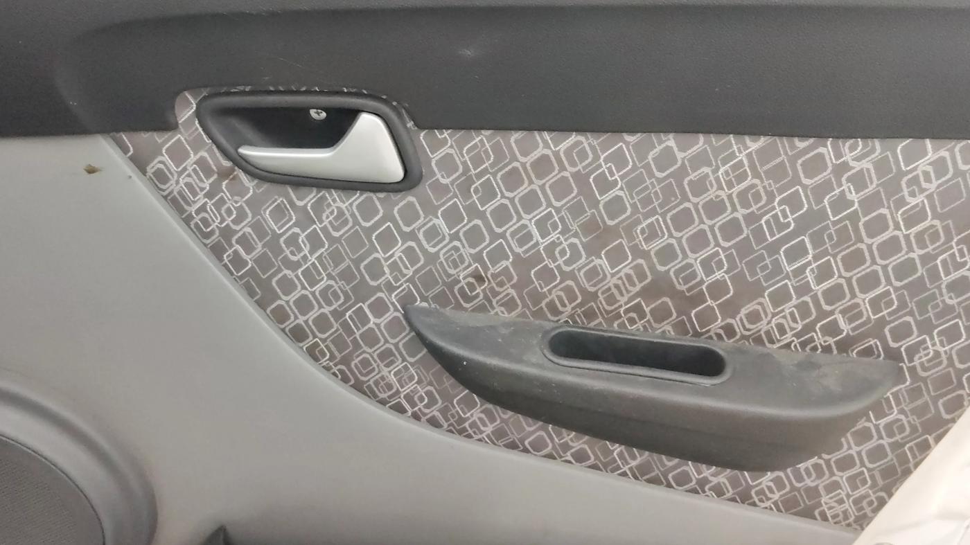 2018 Maruti Alto 800 LXI O, Petrol, Manual, 45,580 km, Driver Side Door Panels Control