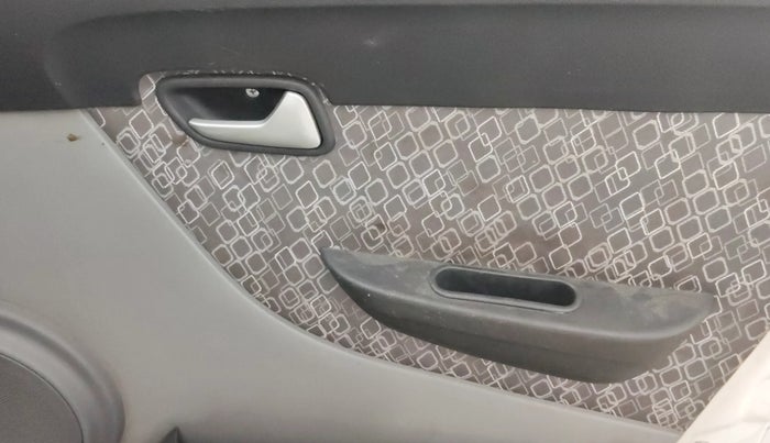 2018 Maruti Alto 800 LXI O, Petrol, Manual, 45,580 km, Driver Side Door Panels Control