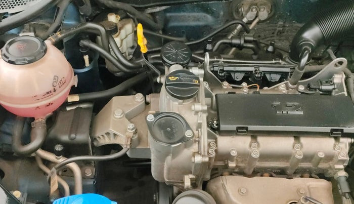 2017 Volkswagen Polo HIGHLINE PLUS 1.2(16 ALLOY, Petrol, Manual, 20,682 km, Engine View - Right