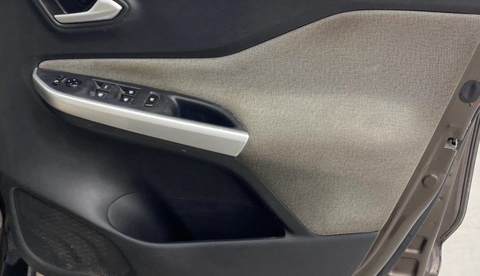 2021 Nissan MAGNITE XV TURBO, Petrol, Manual, 36,188 km, Driver Side Door Panels Control