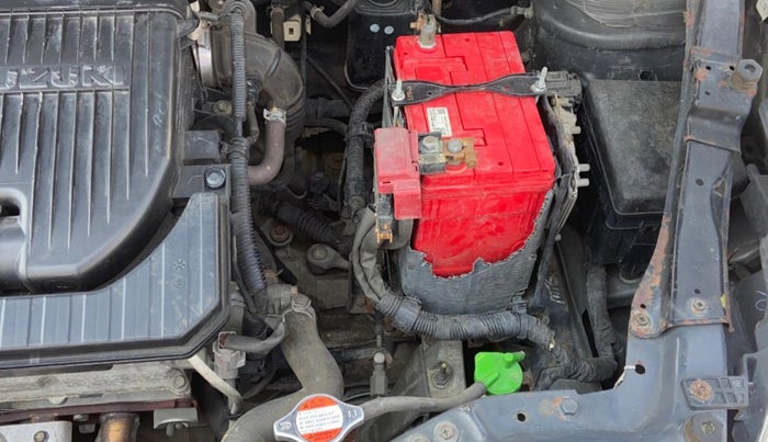 2014 Maruti Swift VXI, Petrol, Manual, 51,772 km, Engine View - Left