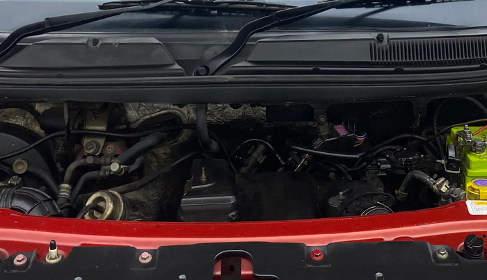 2016 Mahindra TUV300 T8 AMT, Diesel, Automatic, 86,242 km, Engine View