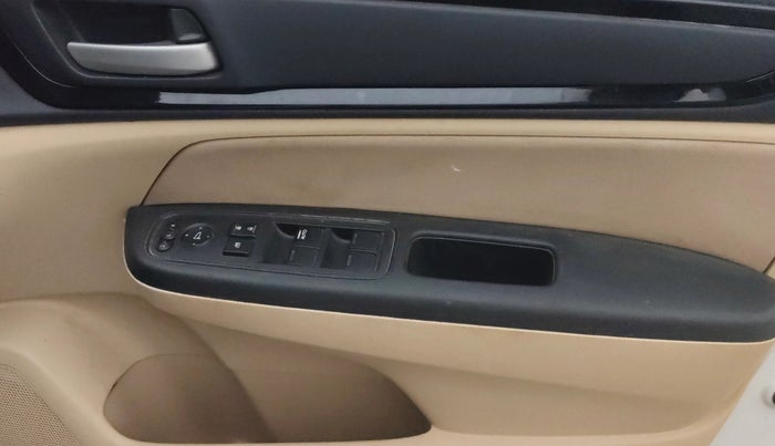2020 Honda Amaze 1.2L I-VTEC VX, Petrol, Manual, 39,753 km, Driver Side Door Panels Control