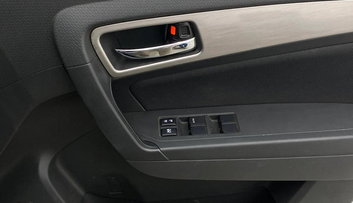 2018 Maruti Vitara Brezza ZDI, Diesel, Manual, 52,629 km, Driver Side Door Panels Control