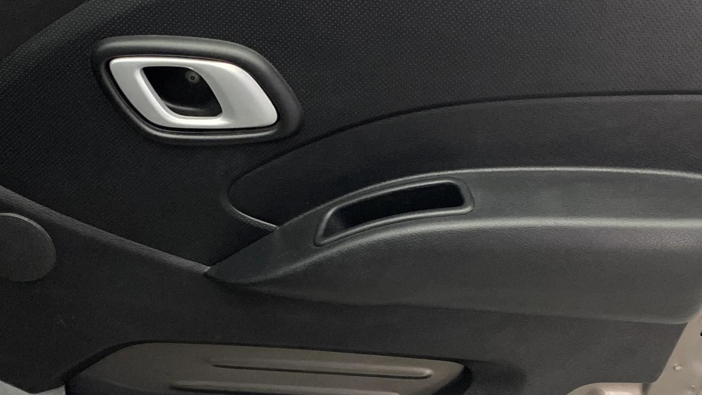 2019 Datsun Redi Go T(O) 1.0 AMT, Petrol, Automatic, 63,694 km, Driver Side Door Panels Control