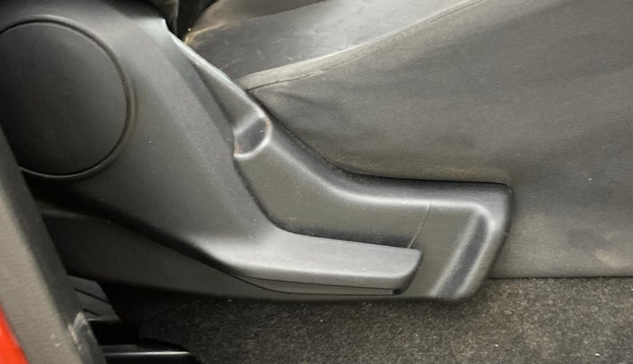 2018 Maruti IGNIS ZETA 1.2 AMT, Petrol, Automatic, 66,982 km, Driver Side Adjustment Panel