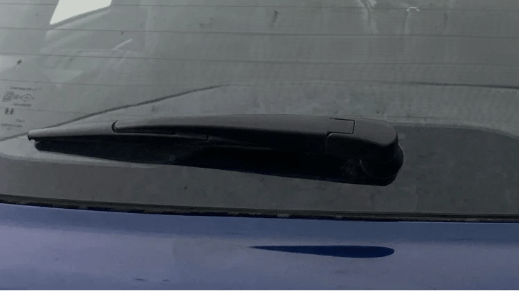 2022 Maruti Grand Vitara ALPHA SMART HYBRID AT, Petrol, Automatic, 91,661 km, Rear Wiper