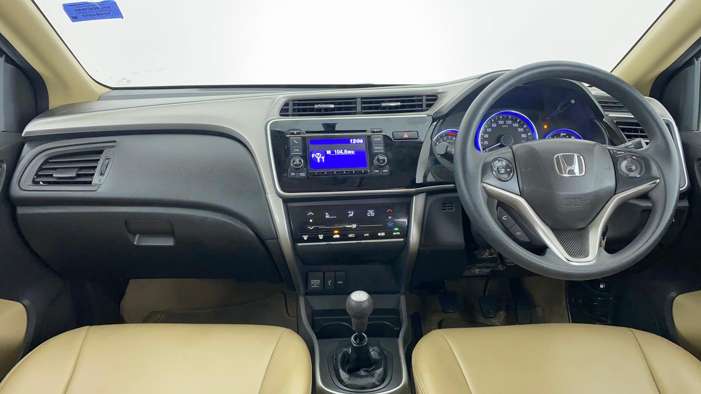 2017 Honda City V MT PETROL, Petrol, Manual, 39,861 km, Dashboard