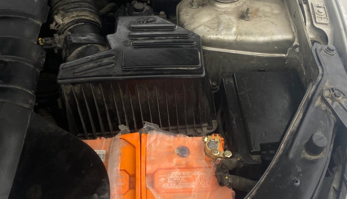 2017 Mahindra XUV500 W6 1.99, Diesel, Manual, 63,827 km, Engine View - Left