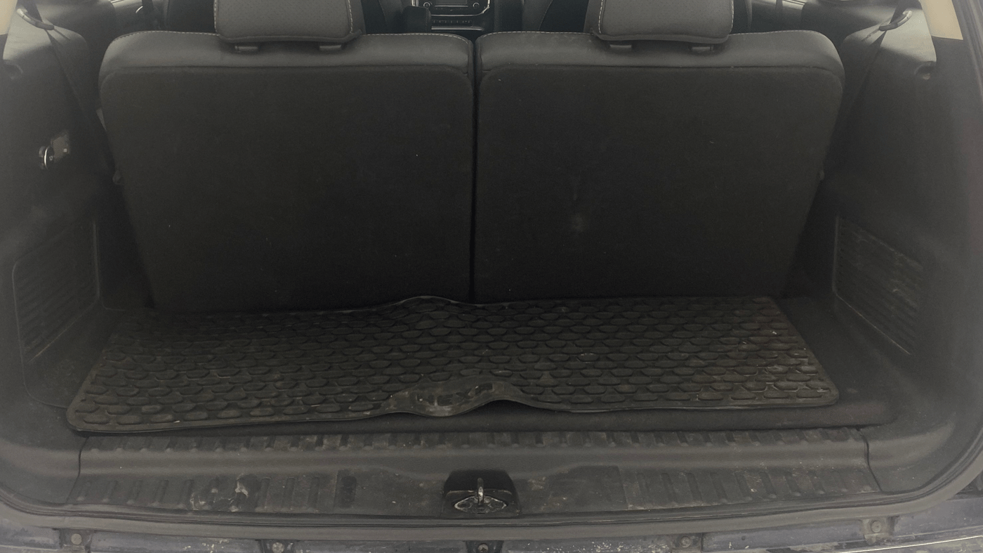 2017 Tata Hexa XT 4X4 7 STR, Diesel, Manual, 60,173 km, Boot Inside