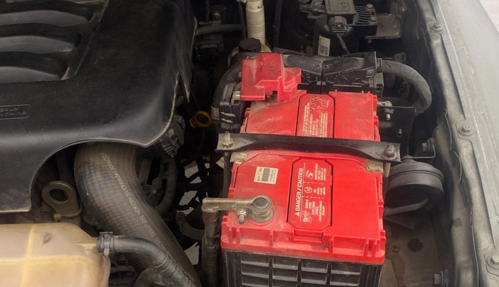 2021 Mahindra Thar LX D 4WD AT CONVERTIBLE, Diesel, Automatic, 99,439 km, Engine View - Left