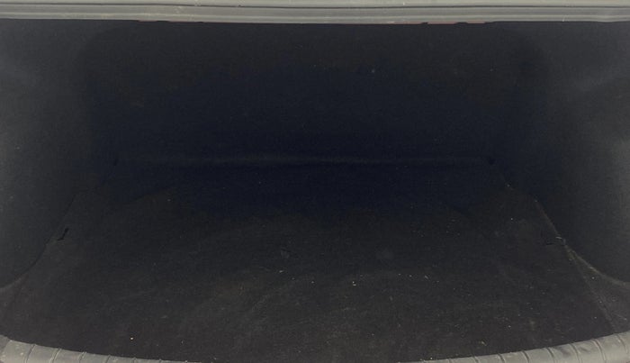 2022 Hyundai Verna SX (O) 1.5 CRDI AT, Diesel, Automatic, 88,680 km, Boot Inside