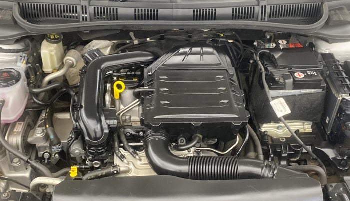 2023 Skoda SLAVIA STYLE 1.0L TSI MT, Petrol, Manual, 17,644 km, Engine View