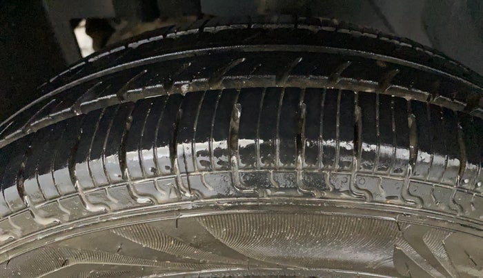 2018 Datsun Go Plus T, Petrol, Manual, 16,994 km, Left Rear Tyre Tread